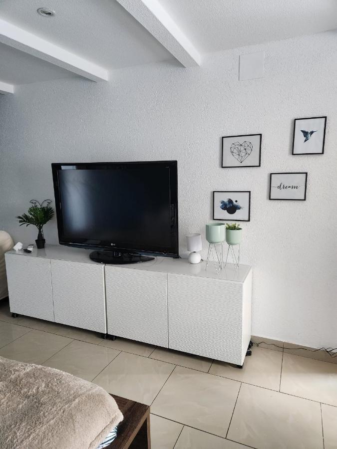 Suite 2 Lits Auberge Du Manala Hotel 24 24 Proche Basel Saint-Louis  Esterno foto