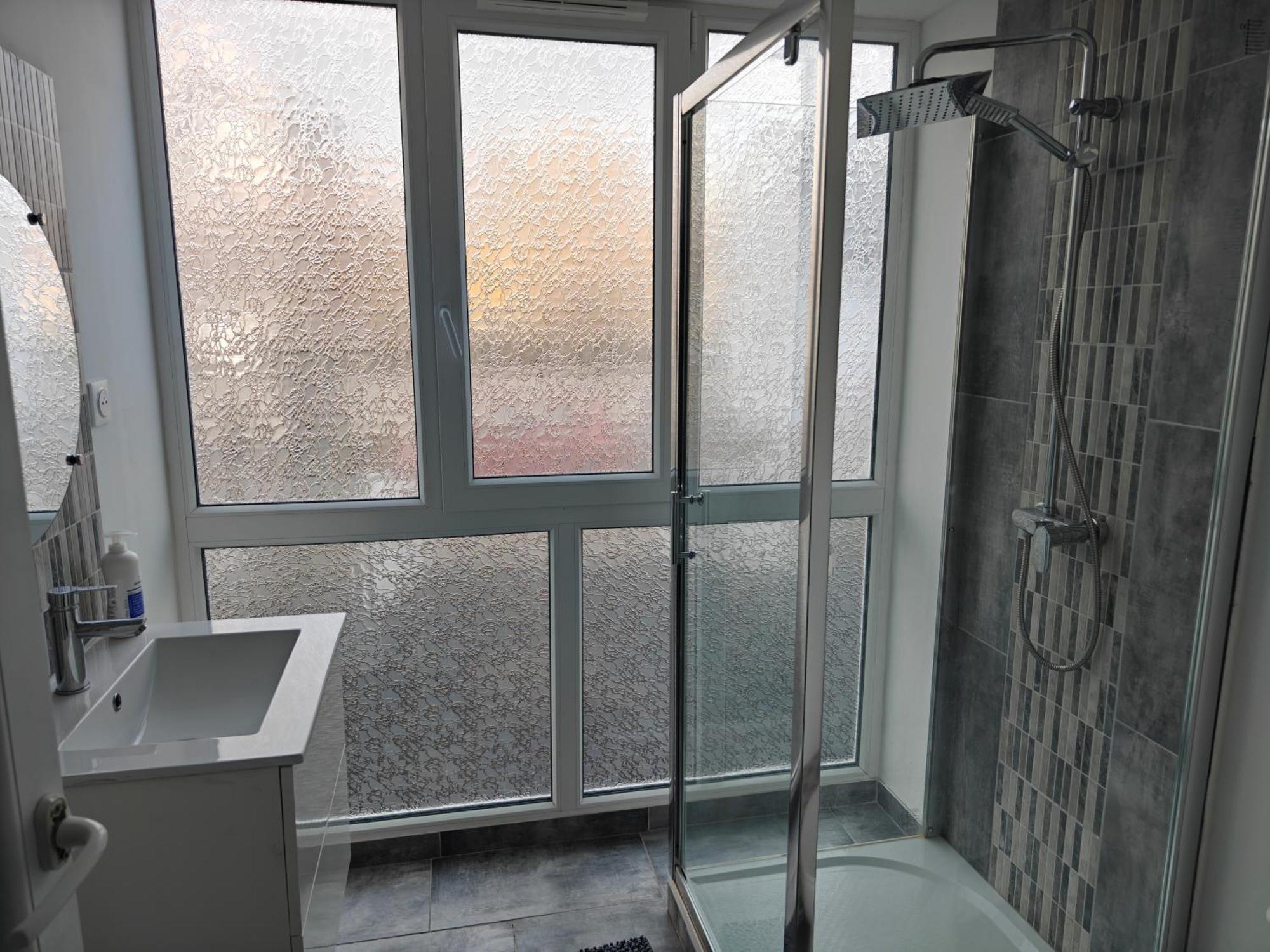 Suite 2 Lits Auberge Du Manala Hotel 24 24 Proche Basel Saint-Louis  Esterno foto